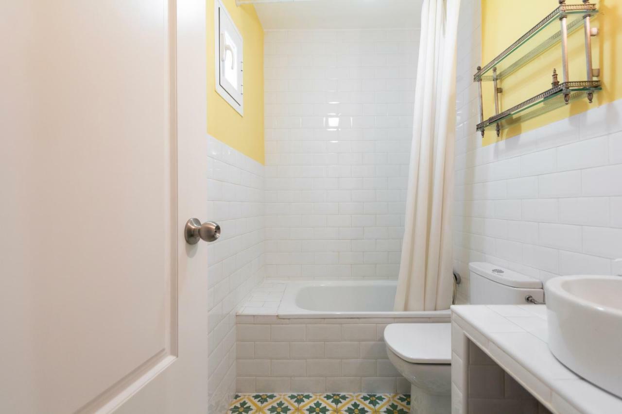 For You Rentals Universidad Apartment Temporal Est8 Madrid Exterior photo